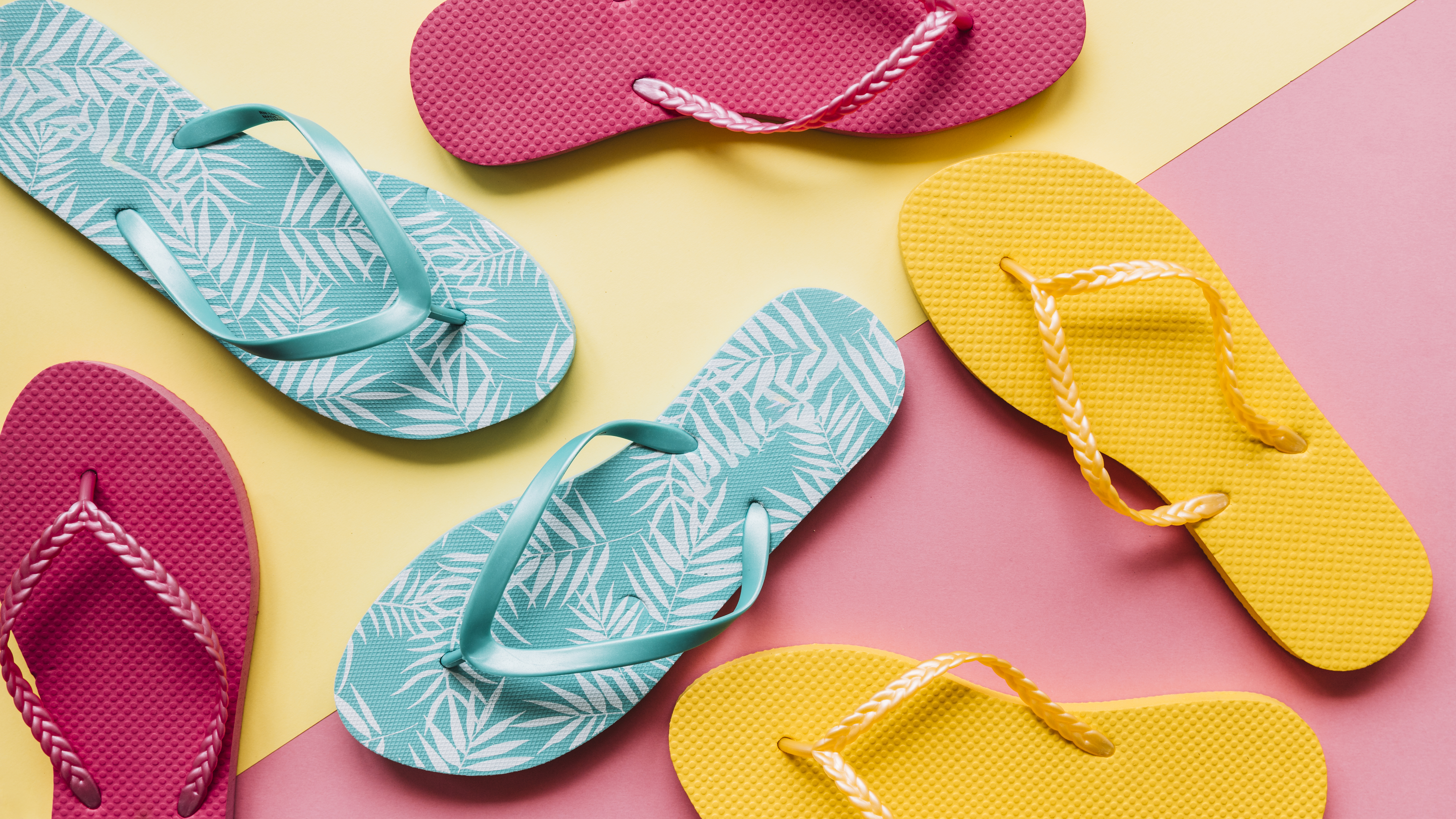 The slippers become smaller after being exposed to the sun, can they return to their original shape?